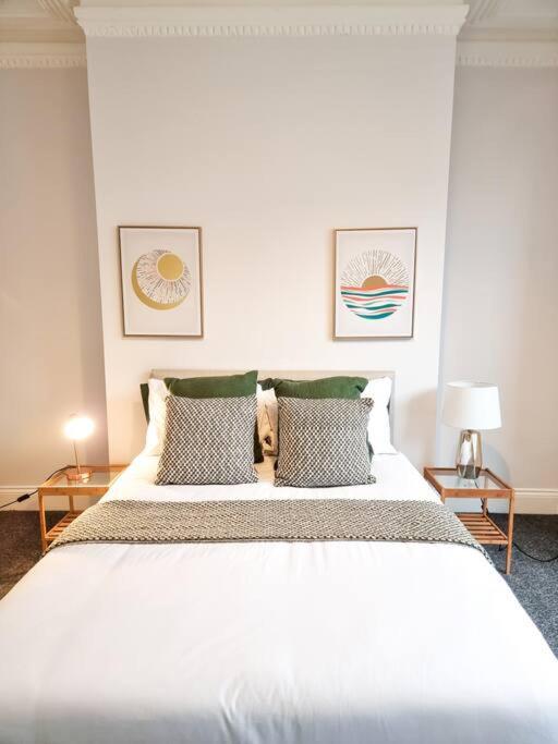 Gorgeous Newly Renovated 2 Double Bed Flat Apartment Swansea Luaran gambar